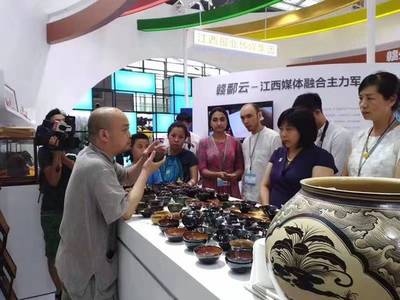吉州窯大師劉江濤榮獲吉安市市級非遺項目代表性傳承人，推動文化藝術交流與咨詢發(fā)展